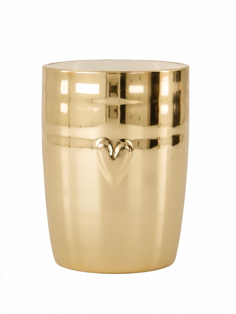 Zusss Becher Gold mit Herz – ein glänzender Lieblingsbecher