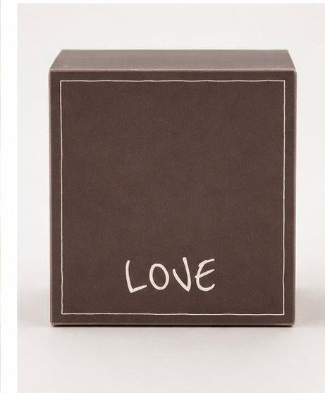 Zusss Duftkerze LOVE braun in Geschenkbox